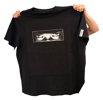 T-shirt sǝǝ𝙛𝙪𝙧𝙩𝙝𝙚𝙧